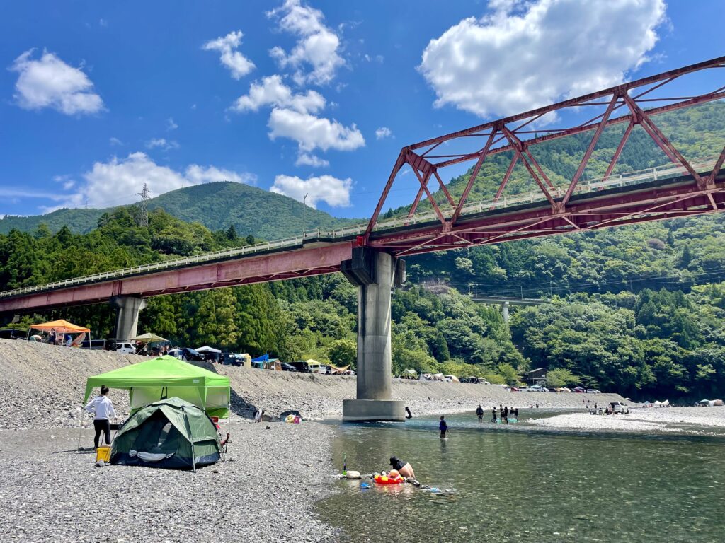 谷瀬つり橋オートキャンプ場