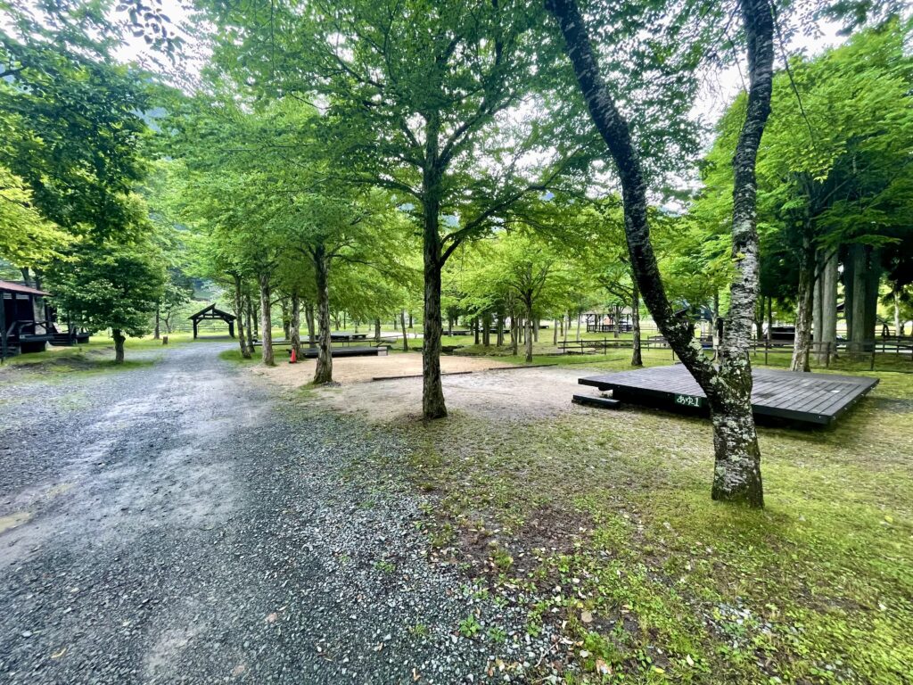 かもしか葛川森のキャンプ場